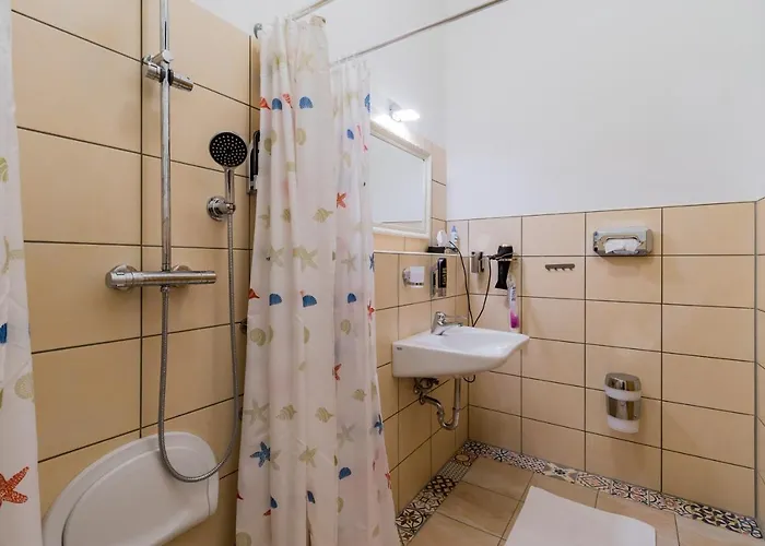 Arbio I Parlamento Near Schonhauser Allee Berlín