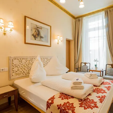 Arbio I Parlamento Near Schonhauser Allee Πανσιόν 4*